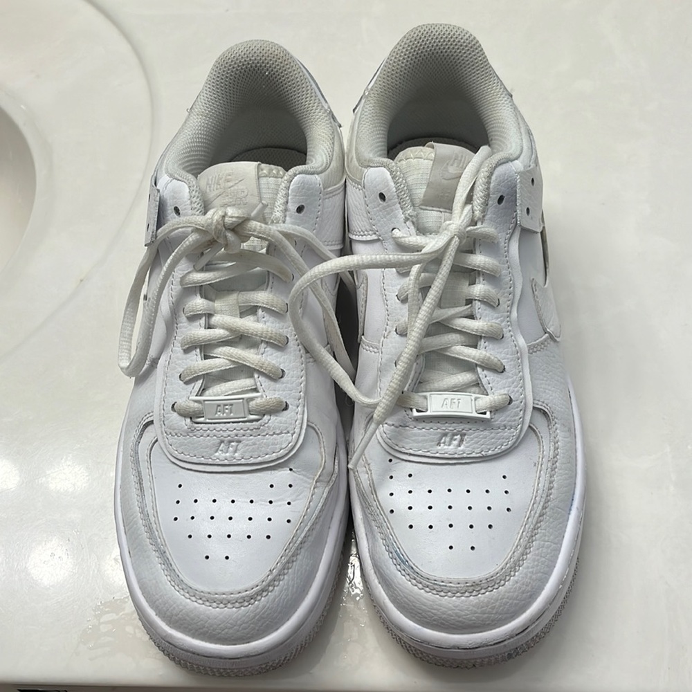 Size 8 Nike Air Forces